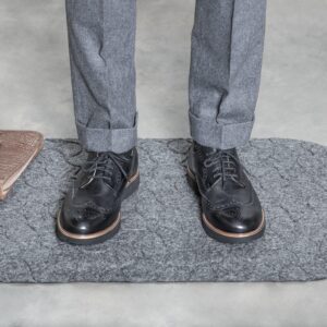 Matting Stand Up Mat Grey Matte 53x77cm